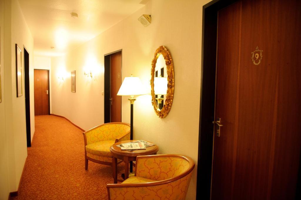 Hotel Silberhorn Erlangen Exterior photo
